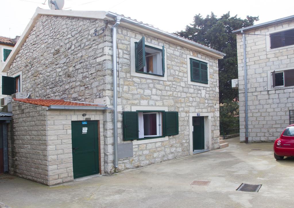 Apartments Leo Split Bagian luar foto